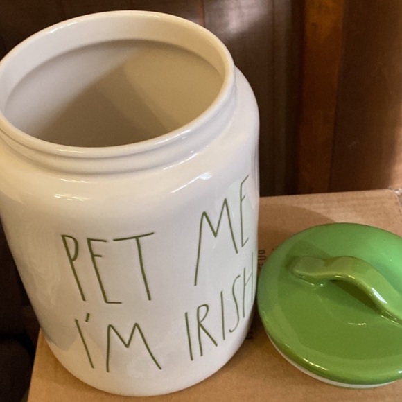 Rae Dunn Canister with lid - Picture 4 of 4